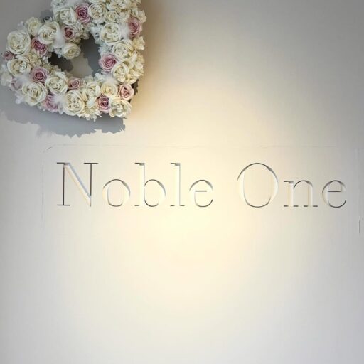 Noble One 店内